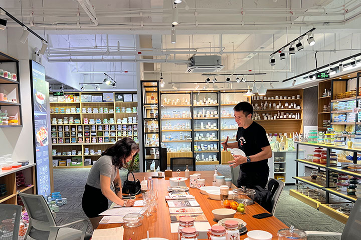 SHULOPAL showroom visit