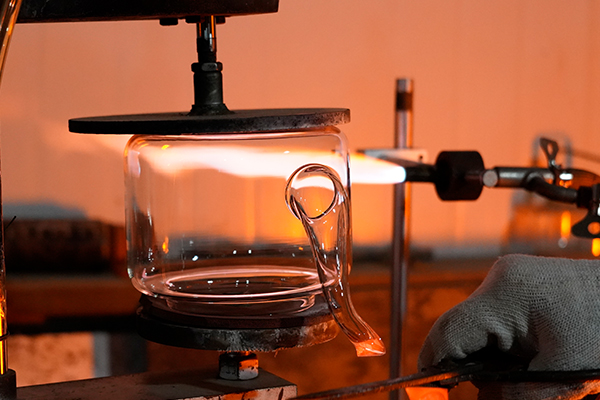 step 5A Make pot pourer